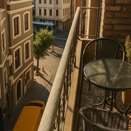 Greenpoint Hotel-3